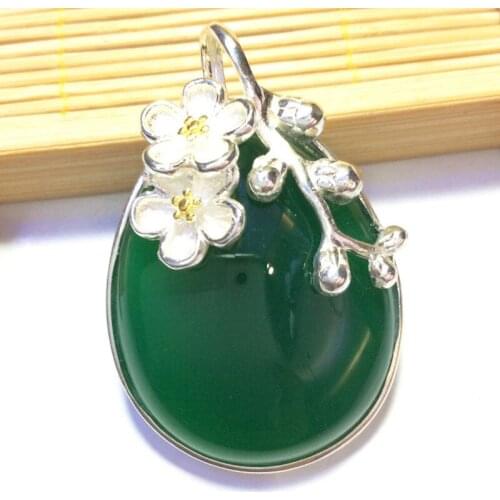S925 Sterling Silver Inlaid Natural Green Chalcedony Agate Delicate Flower Pendant