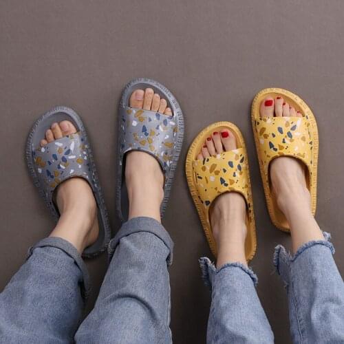 Slippers Casual Room Shoes Low Slides Luxury Massage Hoof Heels Rome Fashion Basic PU Graffiti Fabric Camouflage Rubber Home Sli