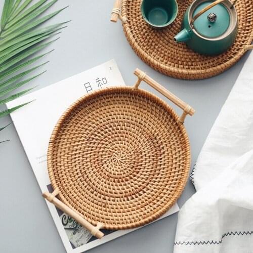 Rattan Tray Wicker Basket Bread Fruit Food Breakfast Display Rattan Storage Tray Round Basket with Handle Hand-Woven