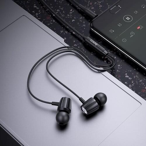 M88 Graceful Universal Earphones With Mic Can Call And Listen to Music 3.5mm Plug Can be Used For iPhone Xiaomi