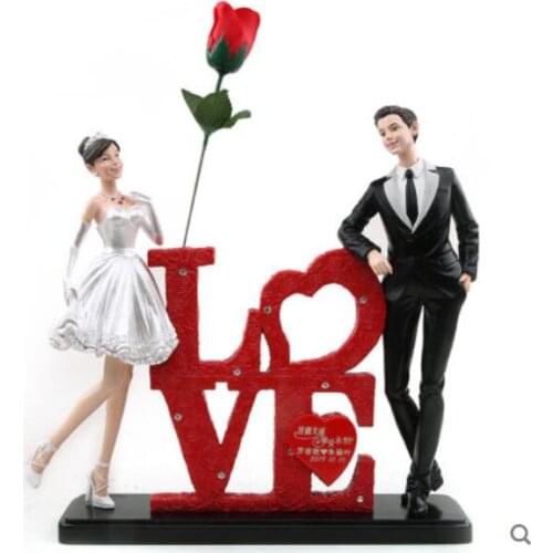 Romantic personality Send bestie friends wedding gifts creative practical valentines day engagement gifts home couple put piece