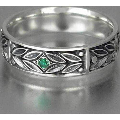 Huitan Unisex Ring Fahion Leaves Design With Tiny Green CZ Middle Group Gift For Girls&Boys Vintage Plain Ring Band Hot Selling