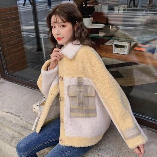 2021 New Imitation Lamb Wool Coat Womens Winter Thickened Small Fragrance Korean Loose Short Splicing Lamb Cashmere Top