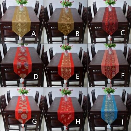 China Luxury Modern Design Table Runner Tablecloth Embroidered Table Cloth Flag Dinner Mats Home Textile Hotal Wedding Supplies