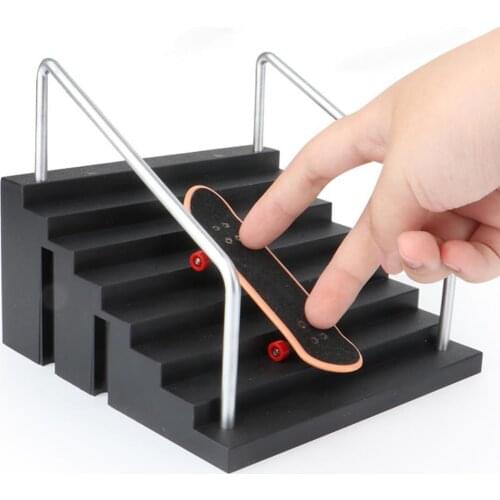 Durable Skate Park Toys Finger Skateboard Detachable Multiple Scenes ABS Finger Skateboard Park Ramp Toys for Kids