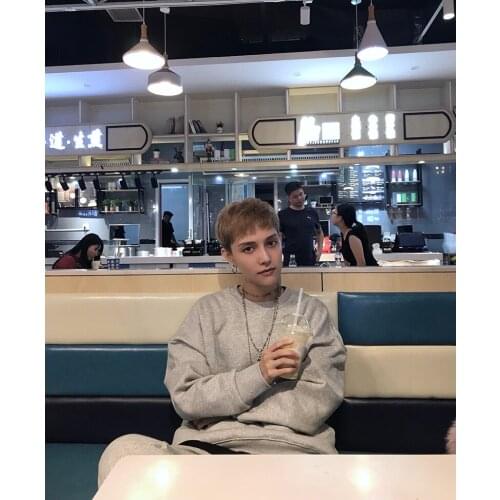 Tide brand 2019 autumn European and American high street loose pullover round neck lazy plus velvet thick sweater men and women