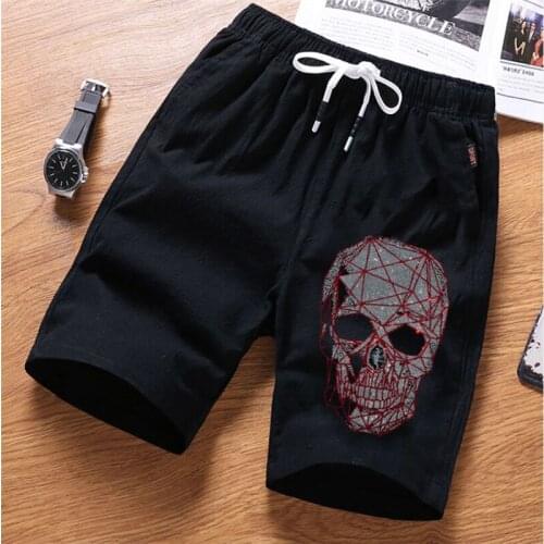 New Best Selling Beach Leisure Mens Slim Rhinestone Joker Design Quality Fitness Shorts