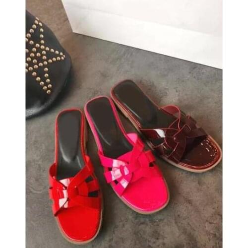 Summer Hot Patent Leather Women Fashion Slide Sandals Open Toe Ladies Slip On Slipper 2018 Flat Sandals Cut Out Style Dress Shoe