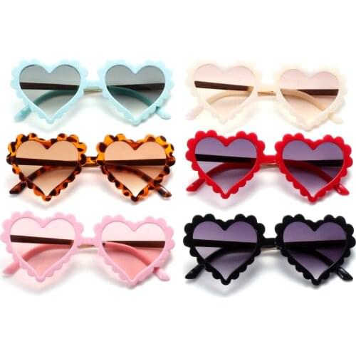 2021 Heart Shaped Kids Sunglasses Cute Retro Round Frame Sun Glasses Outdoor Beach UV400 Protection Party/Photography Sunglasses