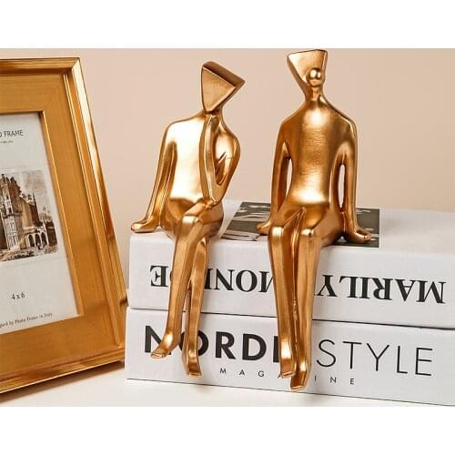 Creative Statue Nordic Home Decor Character Decoration Resin Crafts Wine Cabinet Office Model Room Home Decoration Furnishings