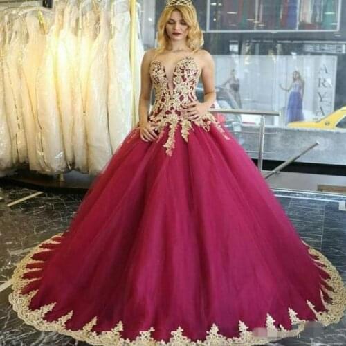 Sweetheart Ball Gown Quinceanera Dress Glamorous Golden Gold Lace Applique Sleeveless Lace-Up Sweet 16 Vestidos De 15 Años
