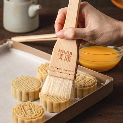 A0KC Household Mooncake Pastry Brush Barbecue Oil Baking Brushes Wooden Handle Wool Kitchen Cooking Tools