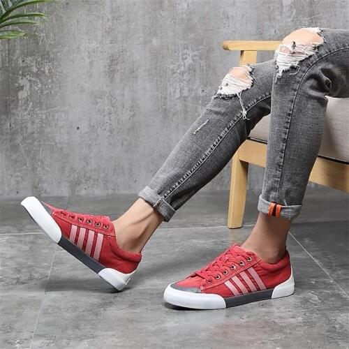 Casual Canvas Shoes Men Quality Korean Style Shoes Non-slip Lace Up Mens Retro Sneakers Mens Wear Trainers Zapatilla Hombre