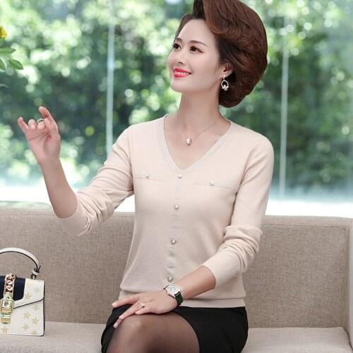 Knitted Sweater and Jumper Womens V-neck Casual Button Pullovers 4XL Tops Casual Long Sleeve Mother Soft Warm Elastic Sweater