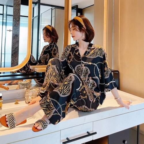 Fashion Women Pajamas Ice silk trousers Pajamas Loose Home Wear Summer silk Two-piece Pajamas High Quality Short Sleeve Pajamas