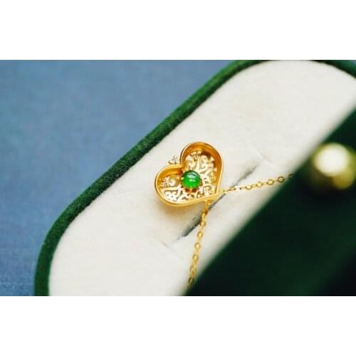 JHY Solid 18K Gold Carousel Nature 3.45mm Green Jade Gemstones Pendants Necklaces for Women Fine Jewelry for Women Gifts