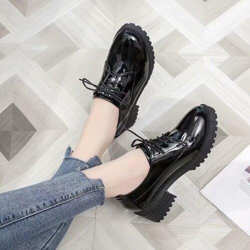 New Spring Brogues Oxford Shoes for Women Solid Leather Casual Shoes Woman Flats Lace Up Thick Bottom Plus Size Platform Shoes