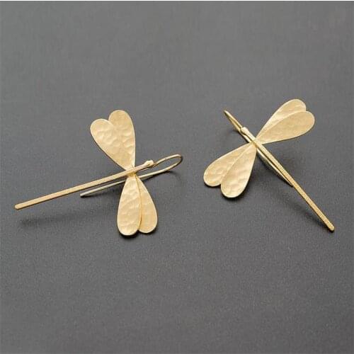 2021 Fashion Trends Three-dimensional Dragonfly Earrings Simple Long Womens Earrings Engagement Wedding Jewelry