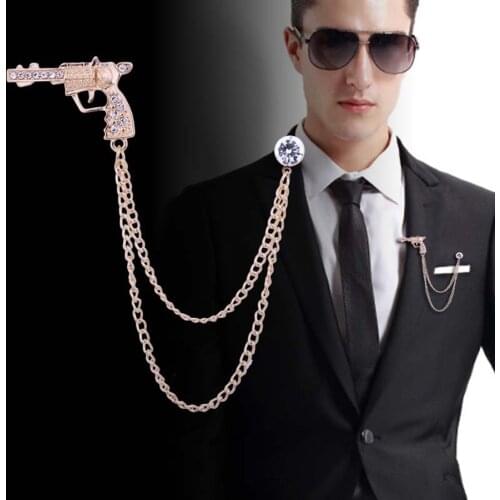 2021 Fashion Costume Jewelry New Gold Chain Tassel Crystal Pistol Brooch Pin Metal Lapel Pin Suit Brooches For Men Women