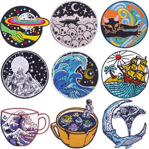 Creative Round Outdoors Badges Planets Coffee Embroidery Appliques Camping Boot Thermo Sticker Cool Letters Iron on Patches