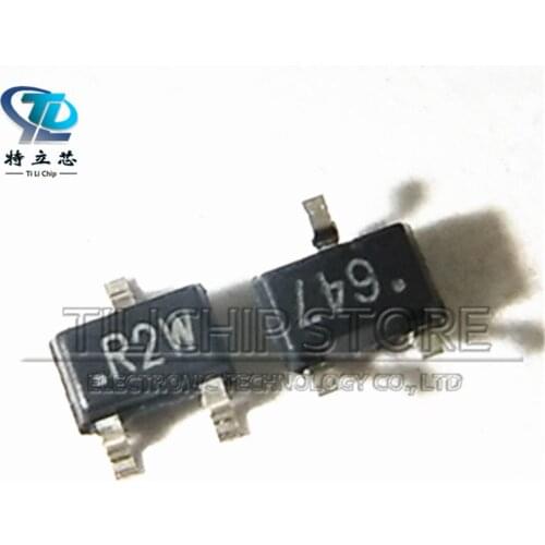 ADR5044AKSZ-REEL7 ADR5044 Voltage reference SC70-3 Silk screen R2W IC chip