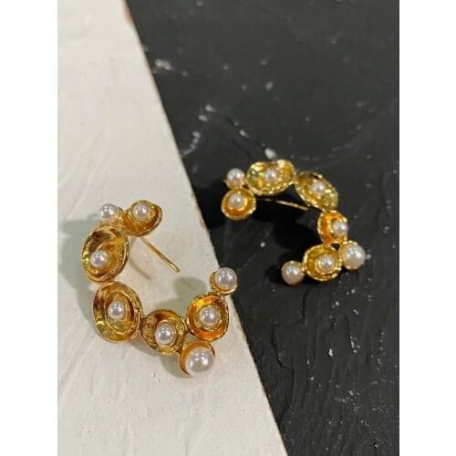 Rispada EH33836 Irregular pearl design earrings