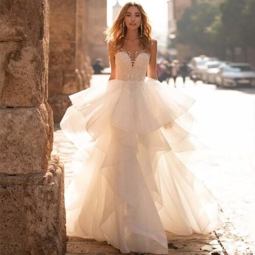 Eightree Elegant Tulle Wedding Dresses White Women V-neck A-line Appliques 2021 Boho Bridal Gowns Backless Princess Custom Size