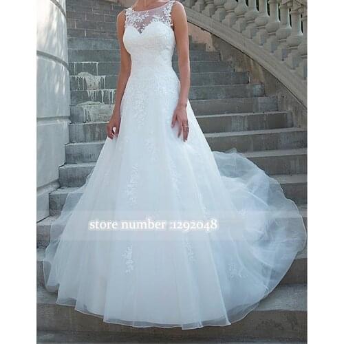 Unique white tulle scoop neckline embroidery A-line wedding lace applique formal bridal gown