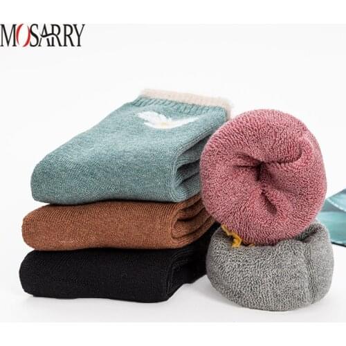 [3 Pairs] Winter Women Socks Cotton Warmer Thicken Therma Embroidery Daisy Womens Crew Socks Autumn Female Knitted Socks