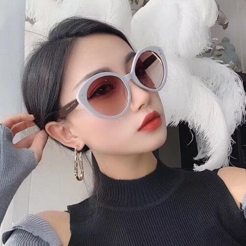 Fashion Women Sunglasses Cateye Oversize Brand Design Plastic Frame Acrylic Lens UV400 Protection Eyewear