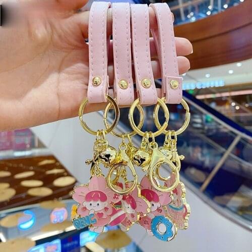 Creative Keychain Cartoon Sakura Girl Key chain Metal Fashion Charm Keychain Couple Bags Mobile Phone Keychain Accessories