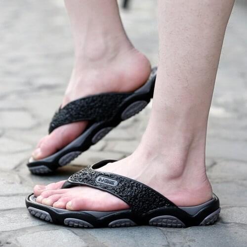 New Summer Slippers Fashion Casual Men Breathable Waterproof Non-slip Home Mens Slippers Outdoor Rubber Mens Slippers