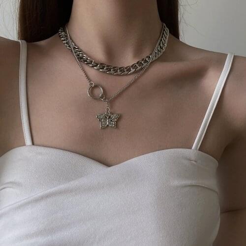 VSnow 2pcs Hiphop Double Layer Circle Butterfly Pendant Necklace for Women Girls Vintage Metal Chunky Chain Necklace Jewellery