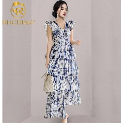 Fashion Retro Dresses Women 2021 Summer New Sexy V-neck Ruffled Sleeve Dress High Waist Temperament Slimming Maxi Cake Dress