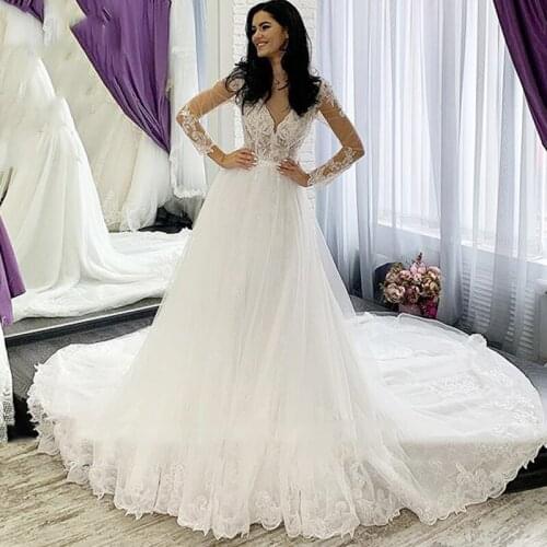 Dubai Design Long Boho Wedding Gowns Long Sleeves Lace Appliques Bride Dresses 2020 V Neck Vestido De Noiva Formal Bridal Gowns