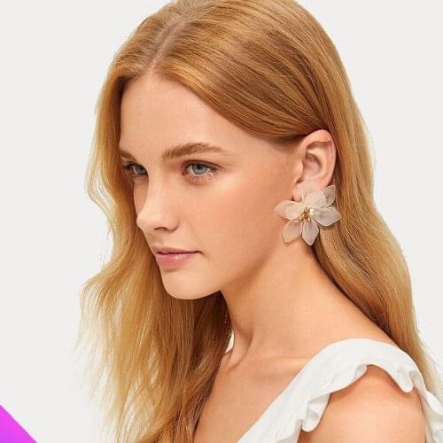 Pretty Sakura Earrings Resin Pearl Girl Ladies Fashion Jewelry Gift 2021 New