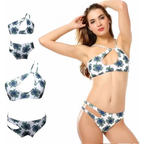 Mother Daughter Beach Swimming Suit Family Matching Bathing Suit Women Sexy Beachwear Fashion Mommy and Me Bikini Swimwear DS29