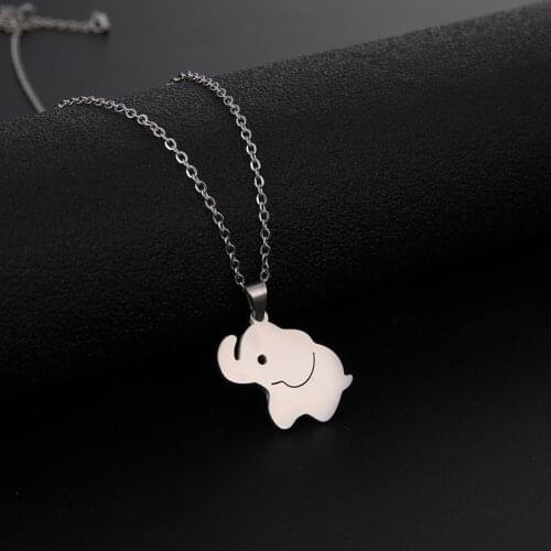 Cazador Elephant Charm Pendant Animal Necklace for Women Friends Wedding Gifts Stainless Steel Choker Necklaces Fashion Jewelry