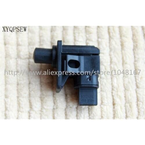 XYQPSEW OEM 8360464,016 07 003,13499 Case For BMW Machine cover pressure sensor