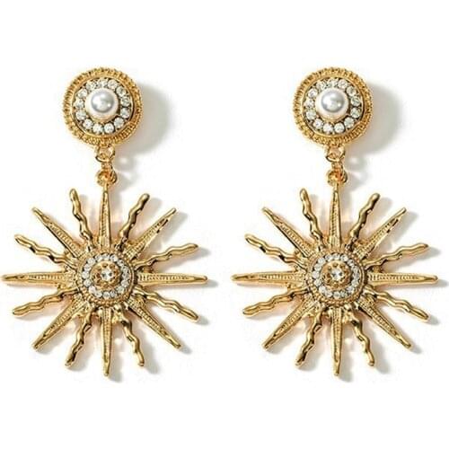 Vintage Gold Color Sun Earrings Luxury Baroque Sparkling Rhinestone Sun God Earrings Boho Big Statement Earrings Indian Jewelry