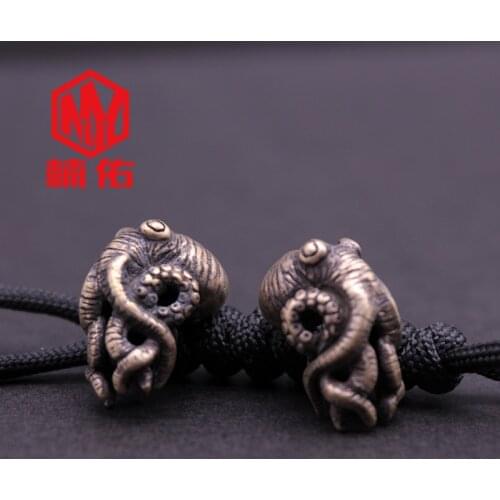 Squid Knife Bead EDC Pendant Creative Handmade Outdoor Survival Paracord Bead Flashlight Accessories