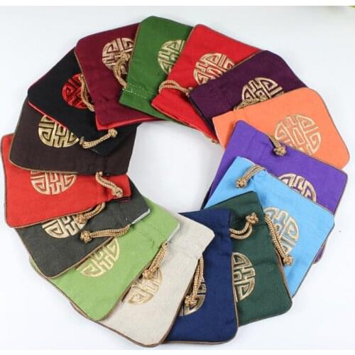 Large Linen Cotton Vintage Gift Bag for Jewelry Packaging Chinese Ethnic Style Embroidered Wedding Party Candy Tea Storage Pouch