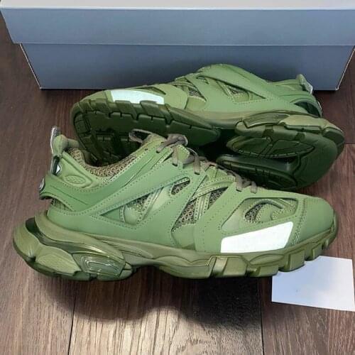 New Men Women Sneakers Outdoor Casual Trainer Breathable Fashion Walking Sports Shoes Track Designer Thick Sole Runner Wear New