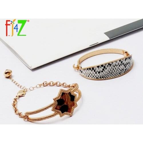 F.J4Z New 2019 Stylish Bangle Bracelet for Women Bohemian Leather Top T-Show Bangle Brand Leopard Bracelet Gifts Dropship