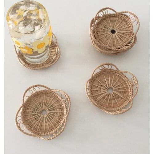 Fine Workmanship 2Pcs Modern Rustic Rattan Cup Coasters Boho Style Rattan Coasters Retro for Living Room