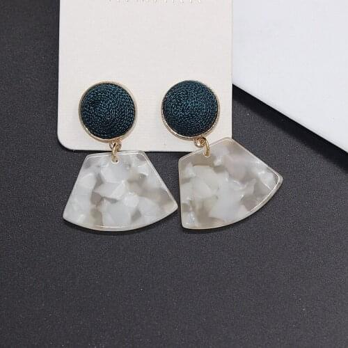 2020 new temperament geometric Earrings lady personality generous resin pattern girl Earrings