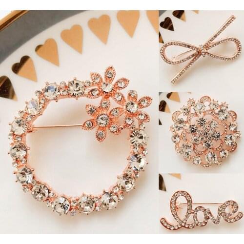 2021 New Elegant Retro Brooches for Women Crystal Brooches Pins Female Fashion Jewelry Clothes Accessories For Girls