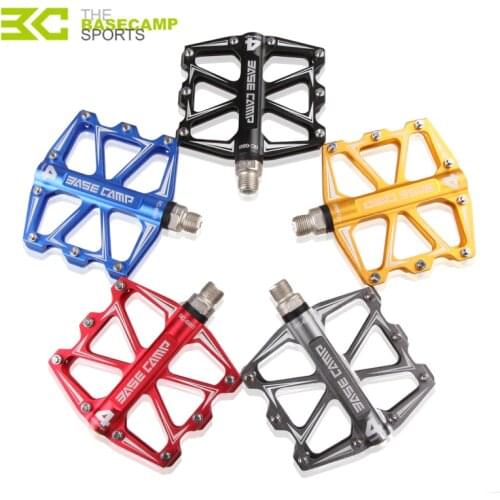 2017 Hot BaseCamp Mountain Bike Bicycle Pedal MTB Flat Pedals Aluminum Alloy 4 Ball Bearings Ultralight Bicycle Accessory Parts