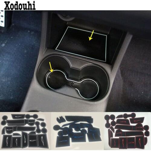 For Mitsubishi Outlander 2016 2017 2018 car inner Groove Gate Slot Armrest Storage Rubber non-slip mats mat door pad cup 17pcs