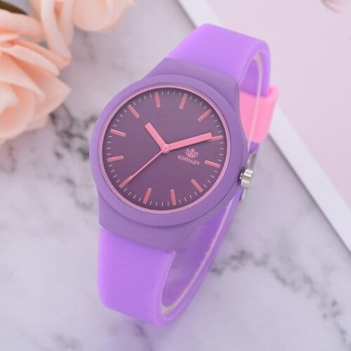 Silicon Strap Fashion Women Watches Casual Ladies Solid Pattern Wristwatch Clock Luxurious Fashion Wristwatch For Female